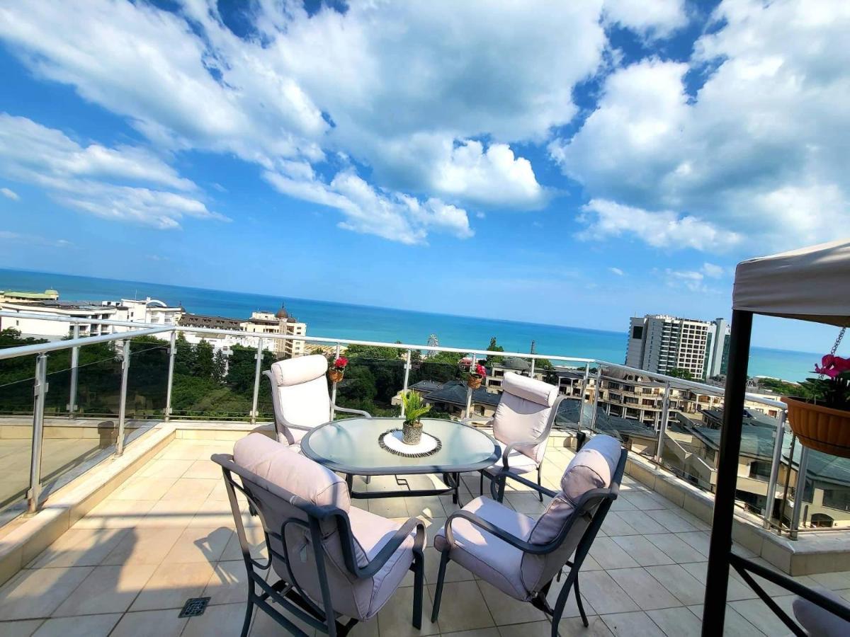 Dilov Apartments In Yalta Golden Sands Exterior foto