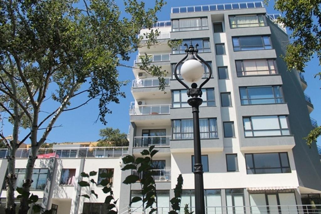 Dilov Apartments In Yalta Golden Sands Exterior foto